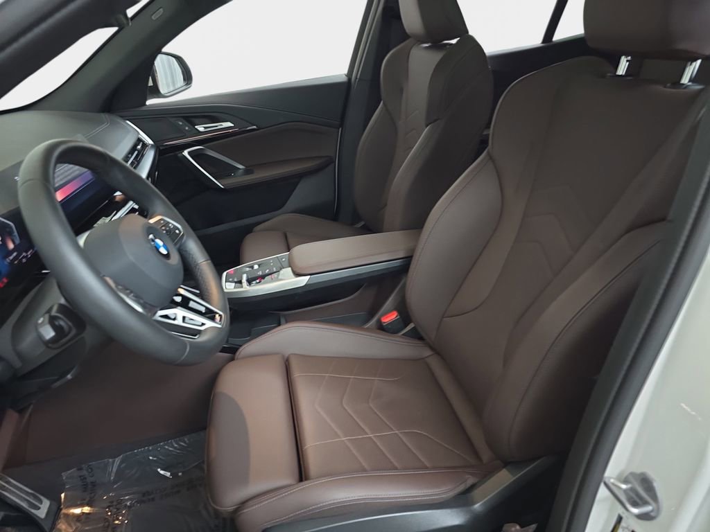 2025 BMW X2 xDrive28i