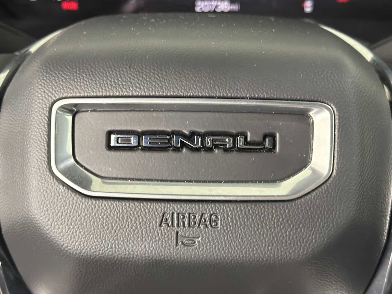 2024 GMC Acadia Denali