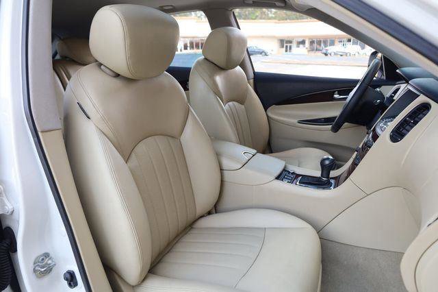 2017 INFINITI Qx50 Journey