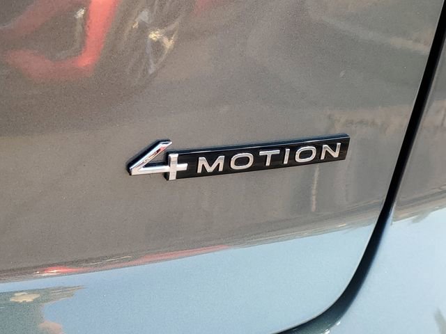 2026 Volkswagen Atlas Cross Sport SEL R-Line