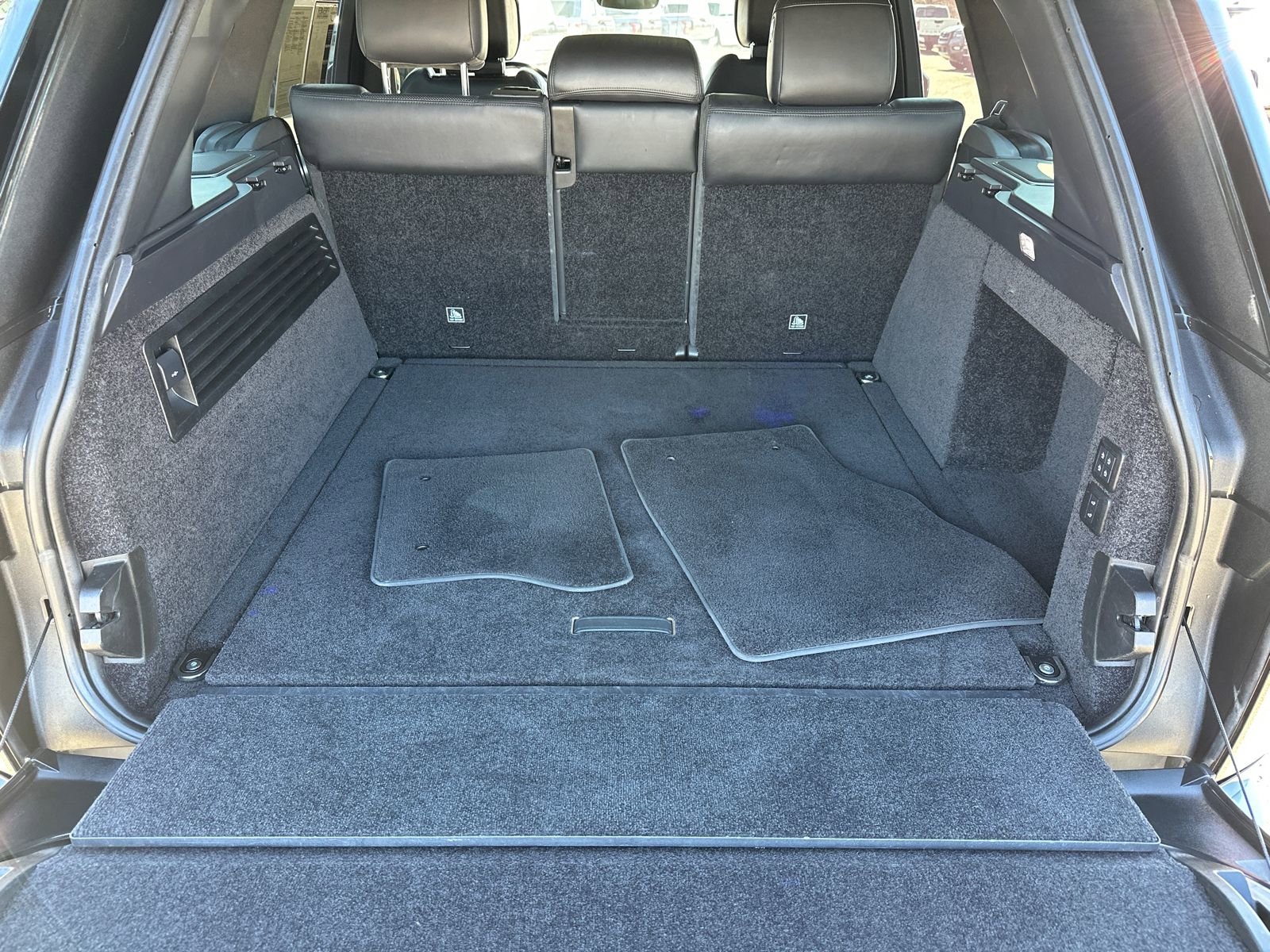 2022 Land Rover Range Rover P525 Westminster Edition