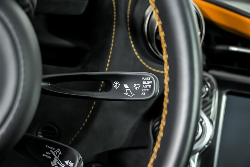 Used 2022 McLaren 720S Performance photo 27
