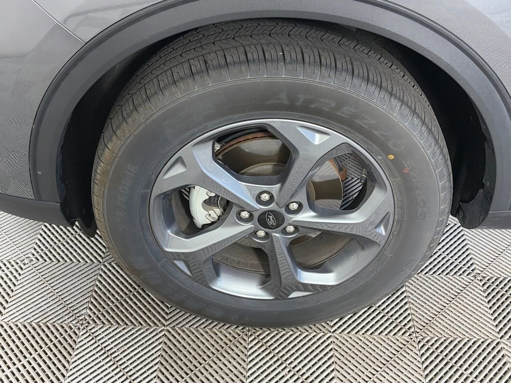 2025 Ford Escape ST-Line Select