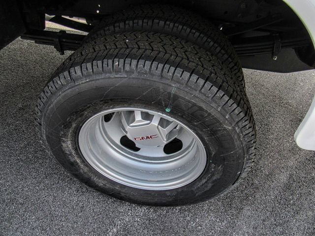 2025 GMC Sierra 3500 Pro