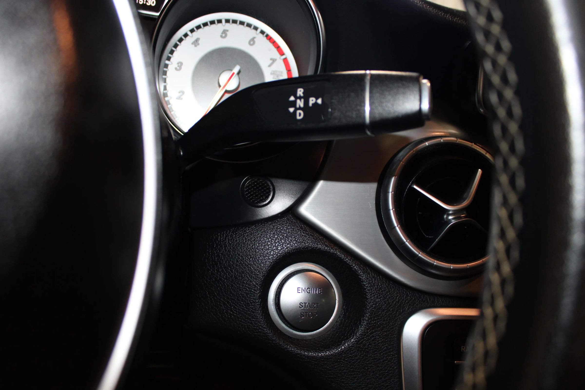 2016 Mercedes-Benz CLA 250