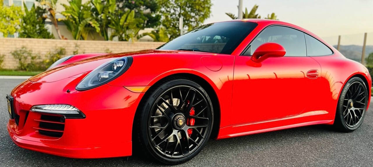2016 Porsche 911 Carrera 4 GTS