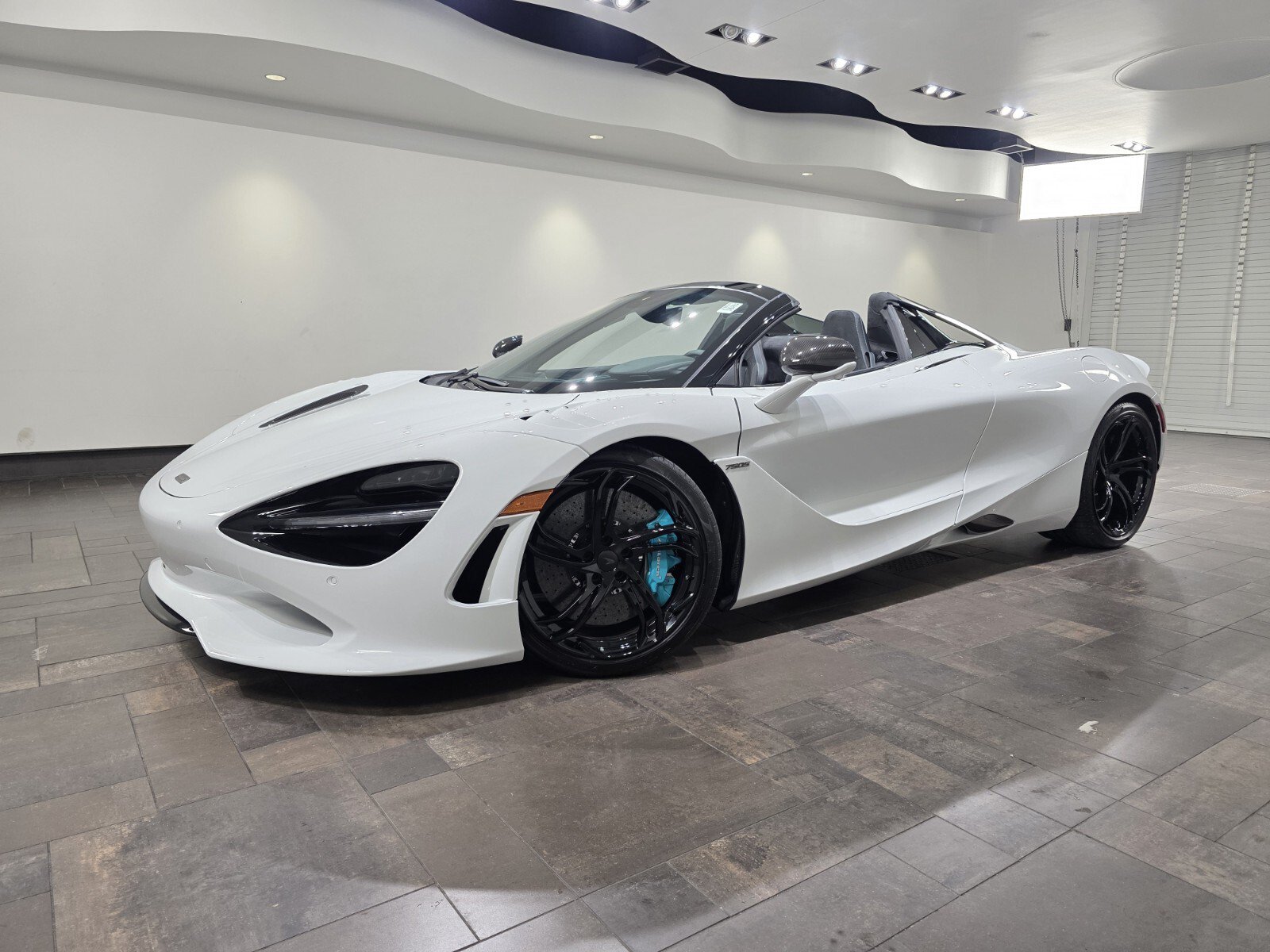 New 2027 McLaren 750S Spider 1