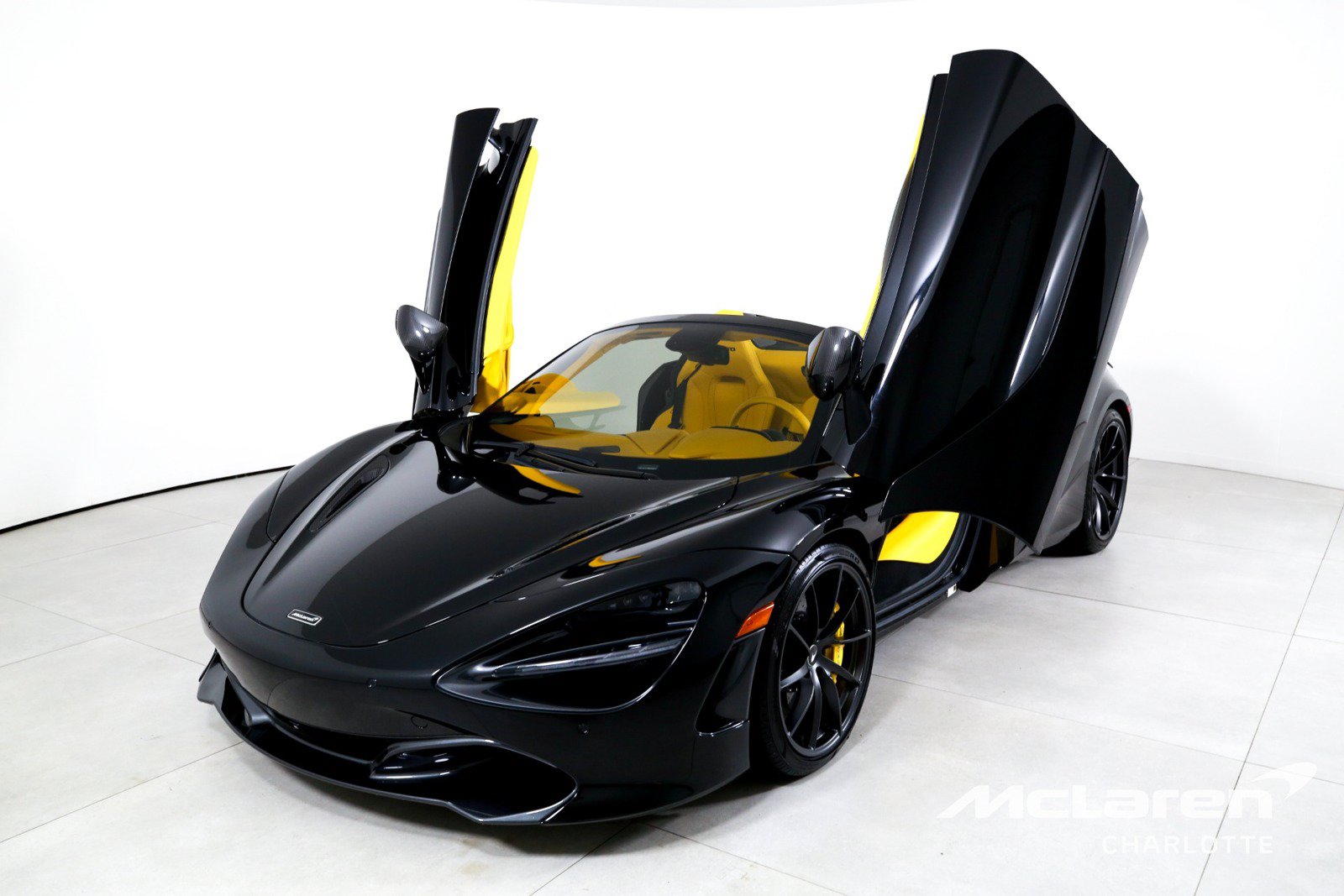 Used 2022 McLaren 720S Spider photo 6