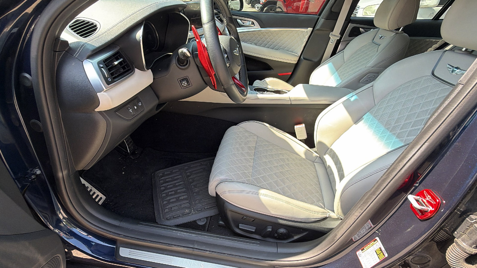 2023 Genesis G70 3.3T