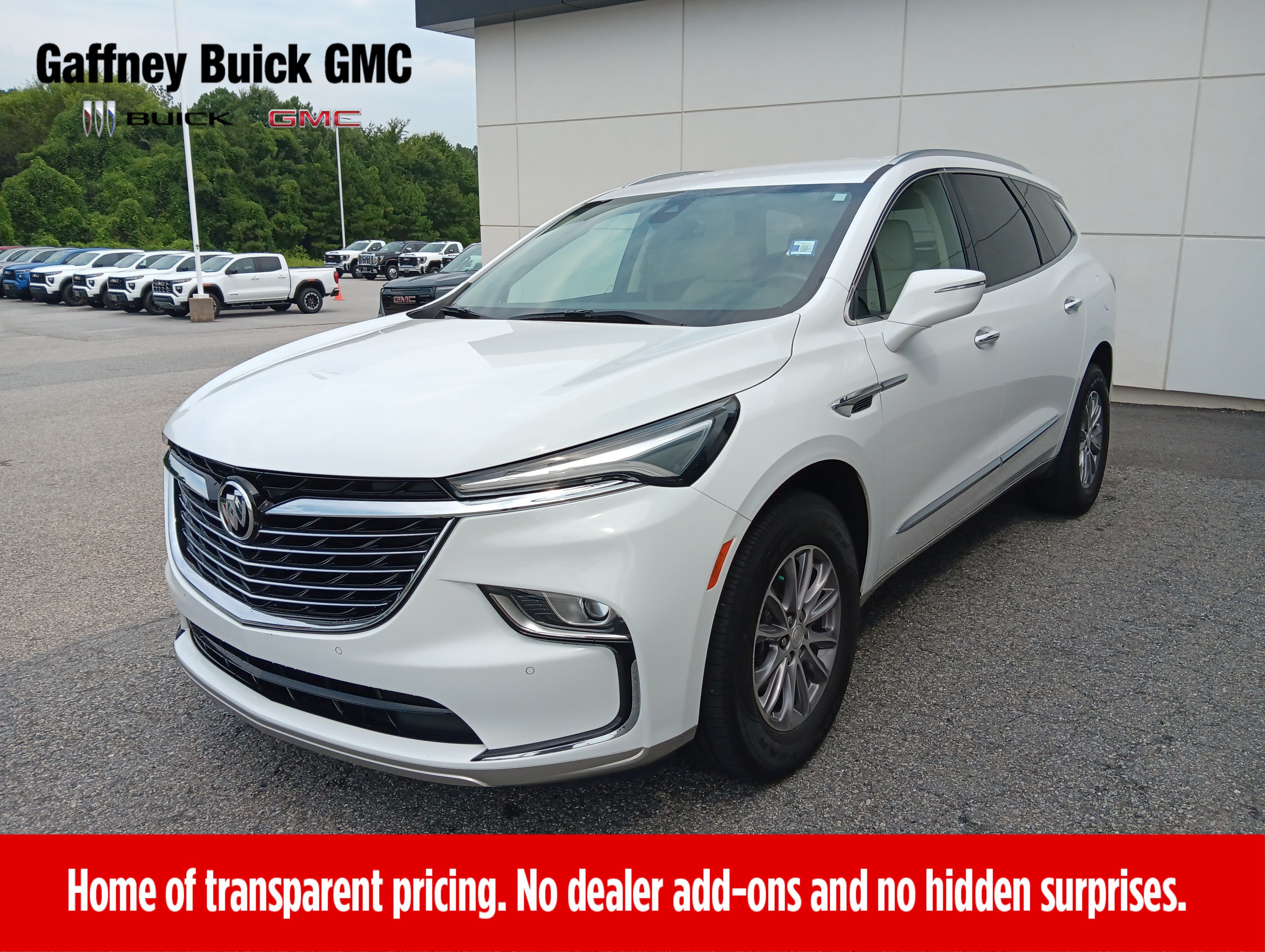 Used 2022 Buick Enclave Essence w/ LPO, Floor Liner Package