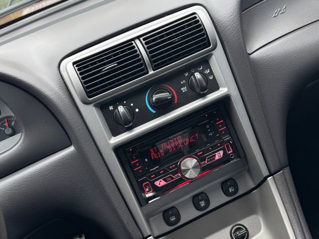 2003 Ford Mustang Mach 1