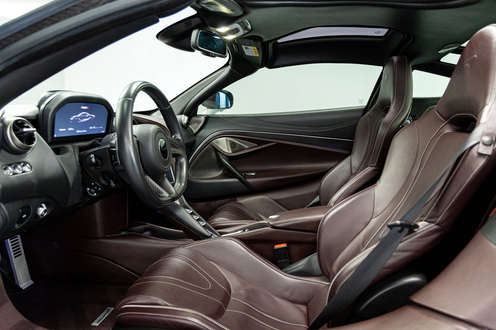 Used 2018 McLaren 720S photo 31