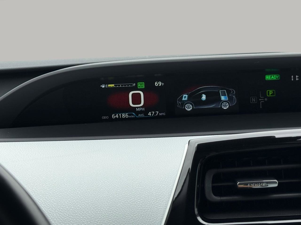 2021 Toyota Prius XLE