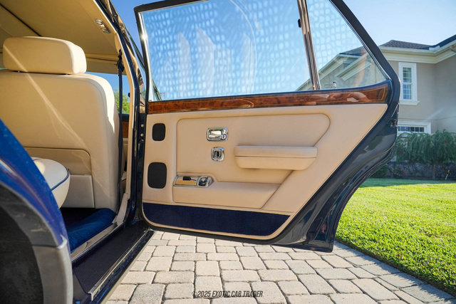 1996 Rolls-Royce Silver Dawn