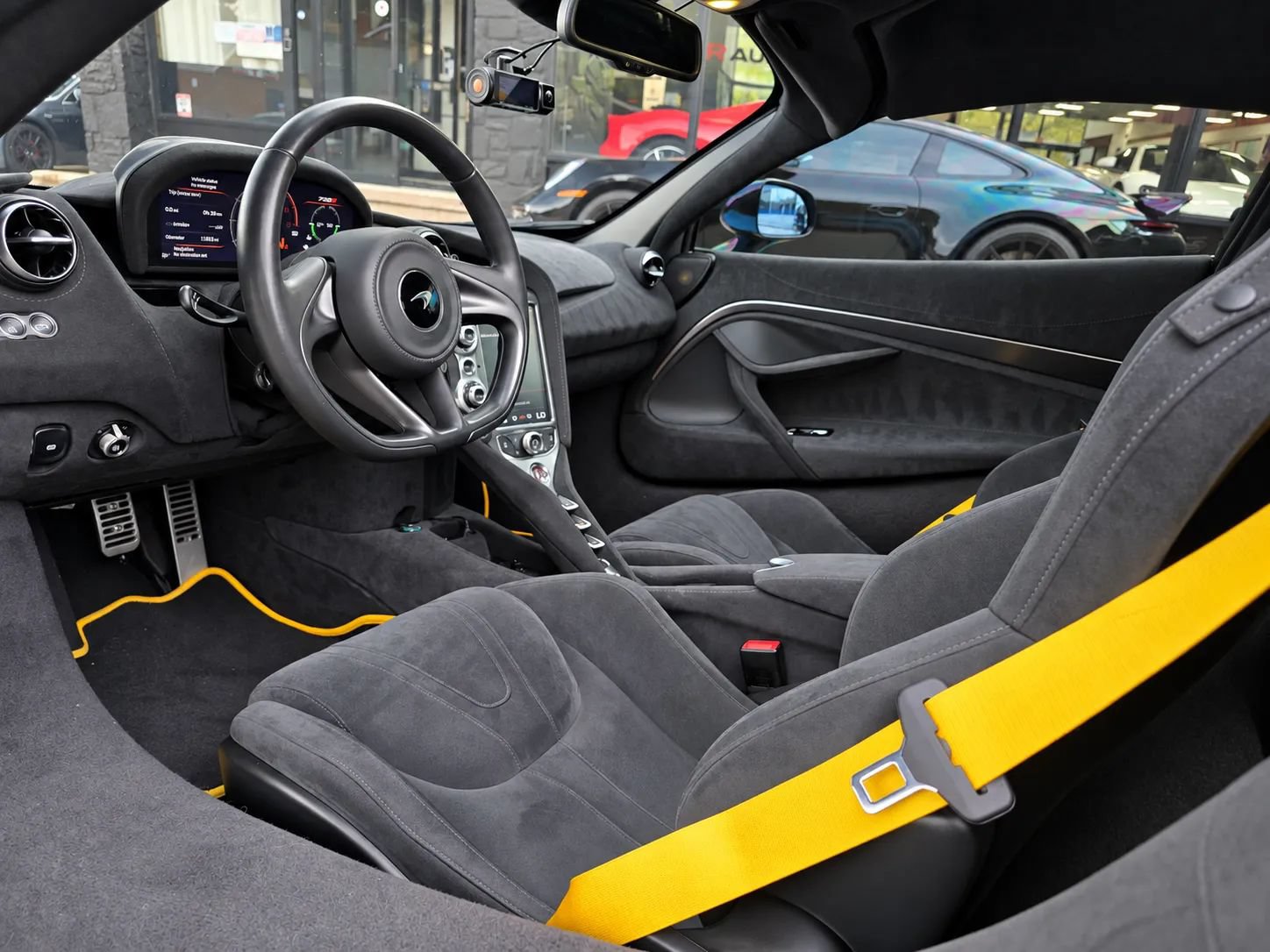 Used 2019 McLaren 720S photo 30
