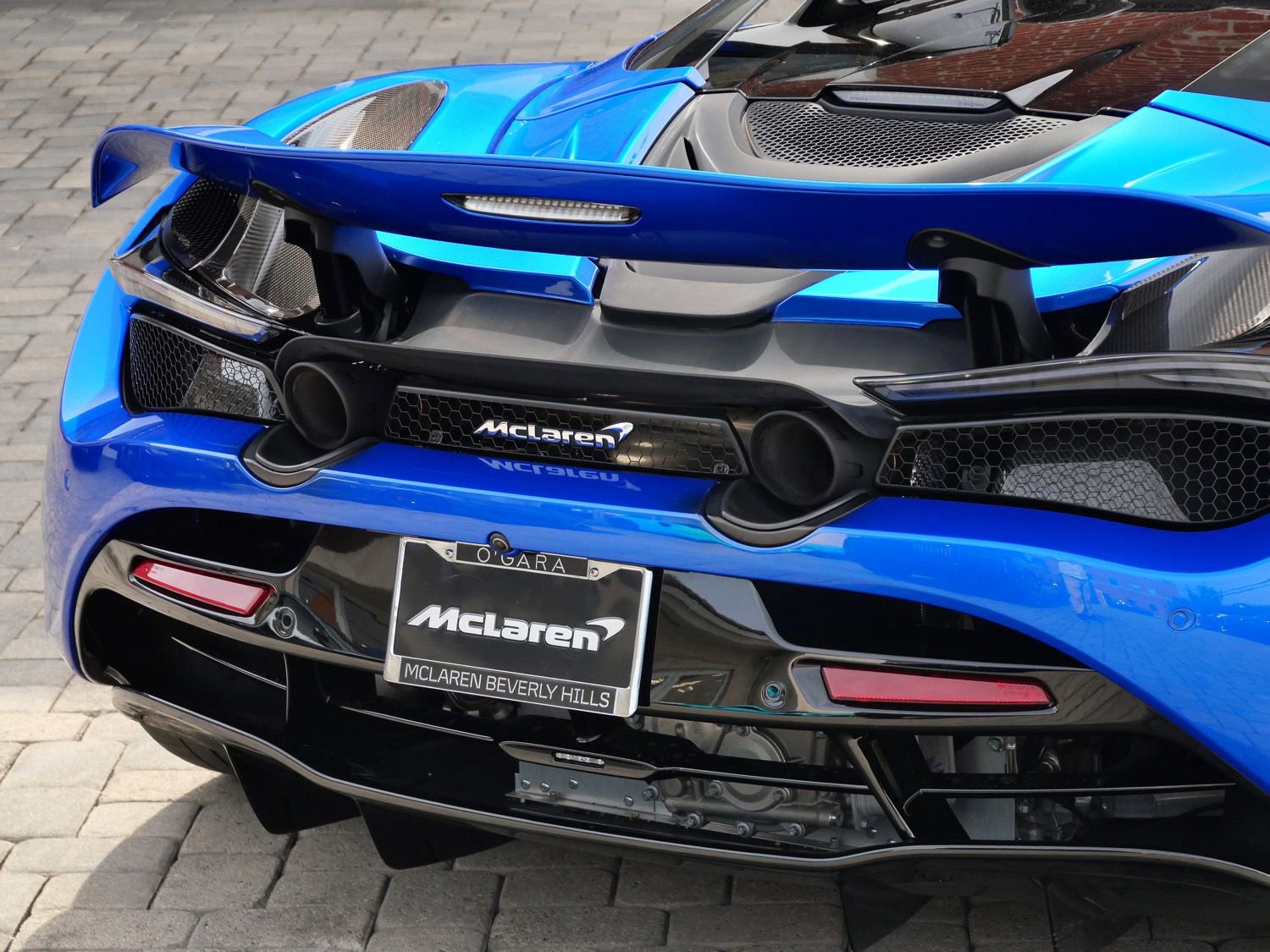 Used 2022 McLaren 720S Luxury photo 15