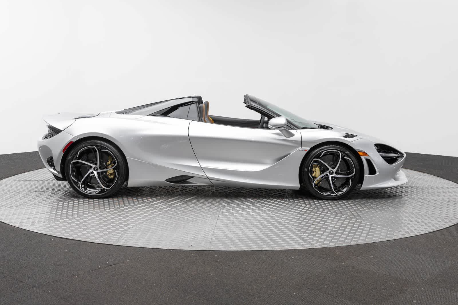 New 2027 McLaren 750S Spider photo 46