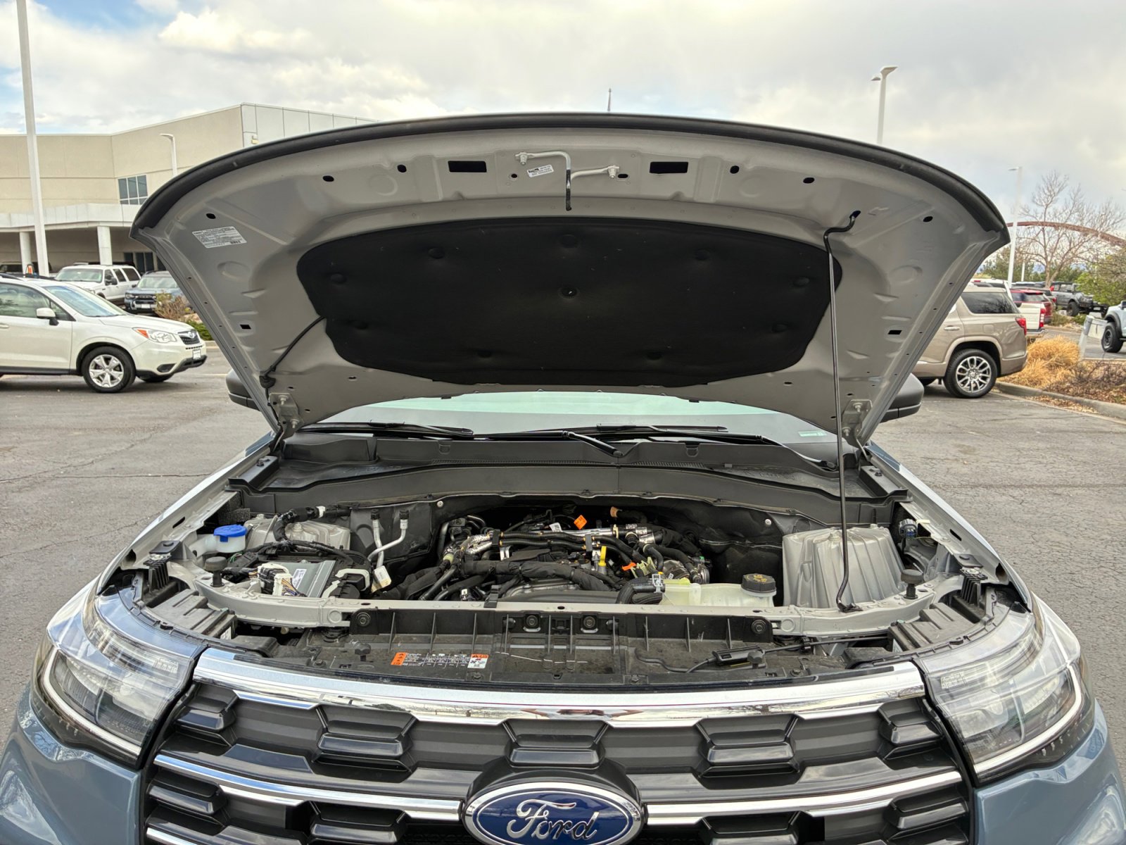 2025 Ford Explorer Active