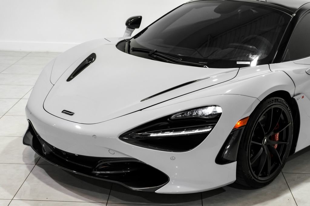 Used 2020 McLaren 720S Performance photo 43