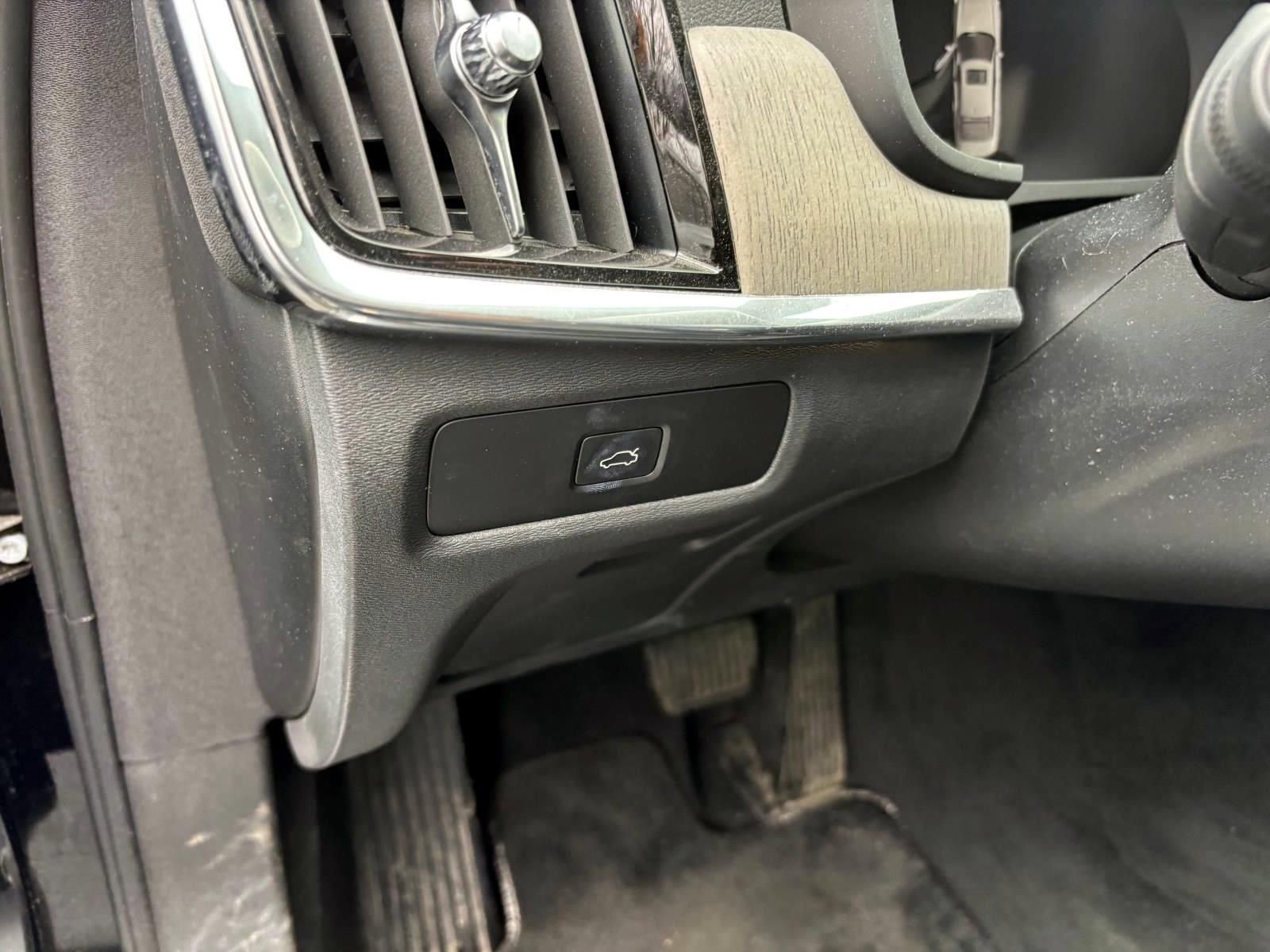 2023 Volvo S90 B6 Ultimate