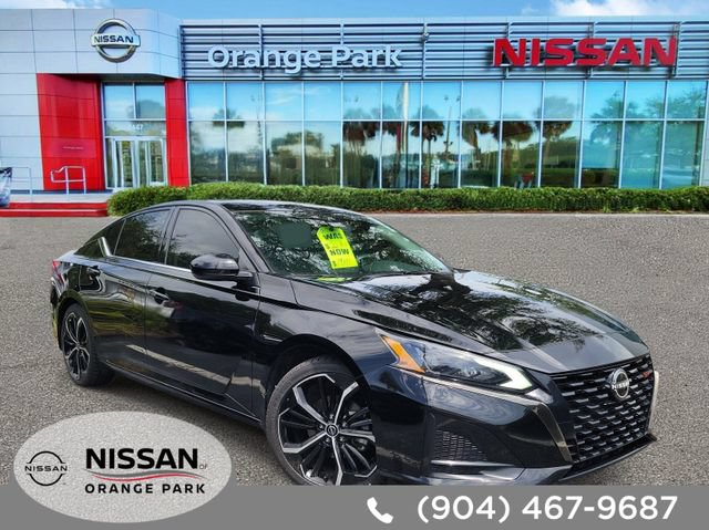 Used 2023 Nissan Altima 2.5 SR w/ SR Premium Package