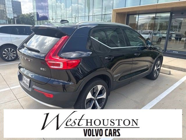 Certified 2024 Volvo XC40 B5 Core