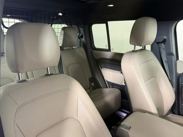 2023 Land Rover Defender 130 SE