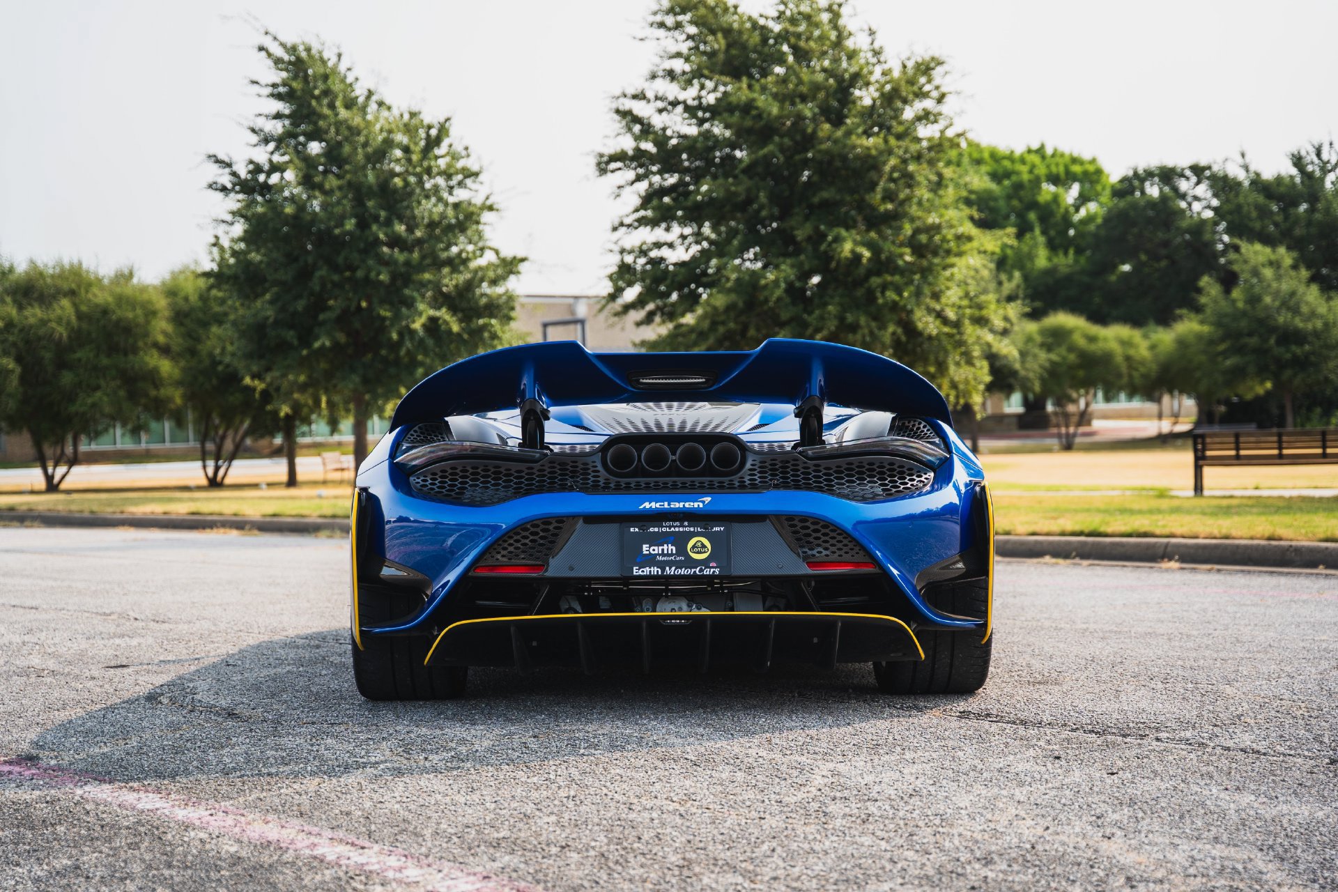 Used 2022 McLaren 765LT photo 16