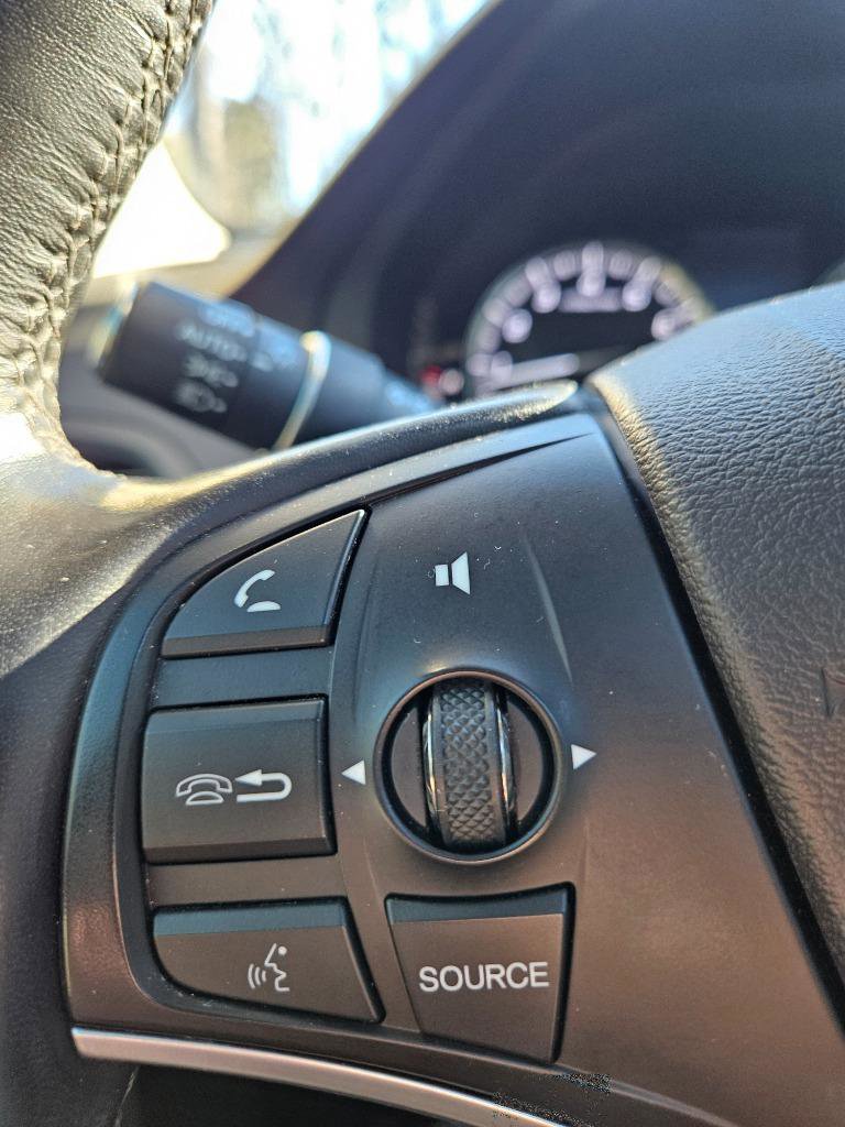 2017 Acura MDX FWD w/ Technology Package