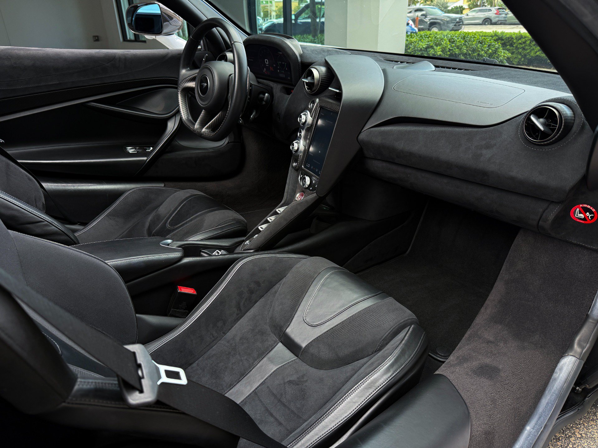 Used 2020 McLaren 720S Luxury photo 27