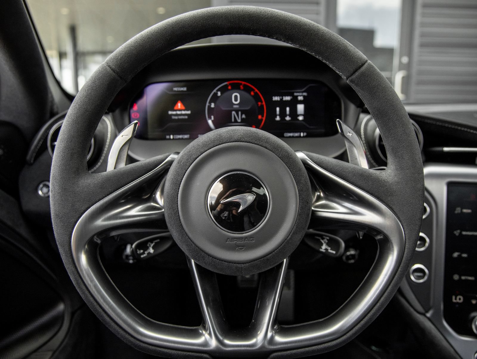 Used 2024 McLaren 750S Spider photo 31