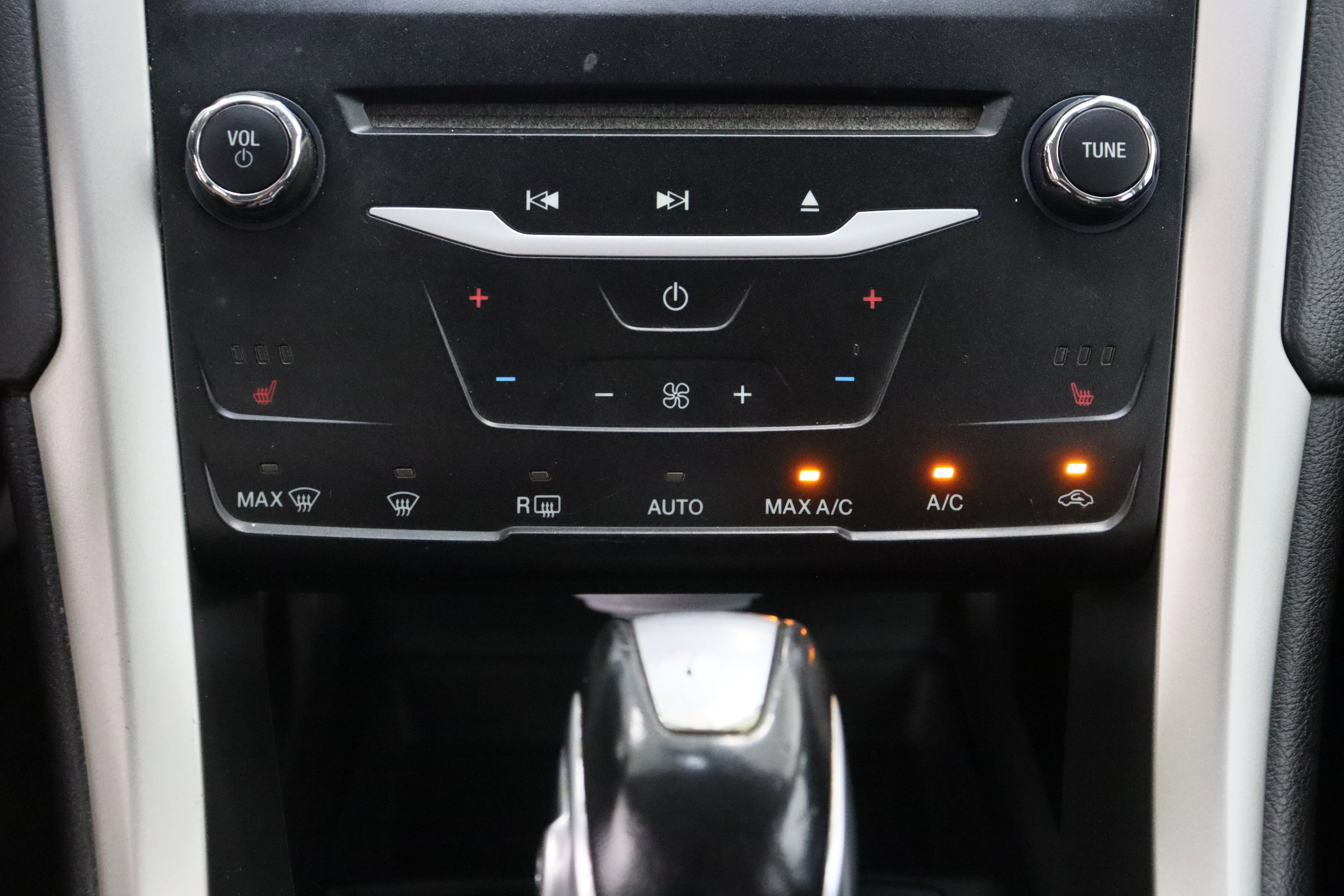 2014 Ford Fusion Energi SE