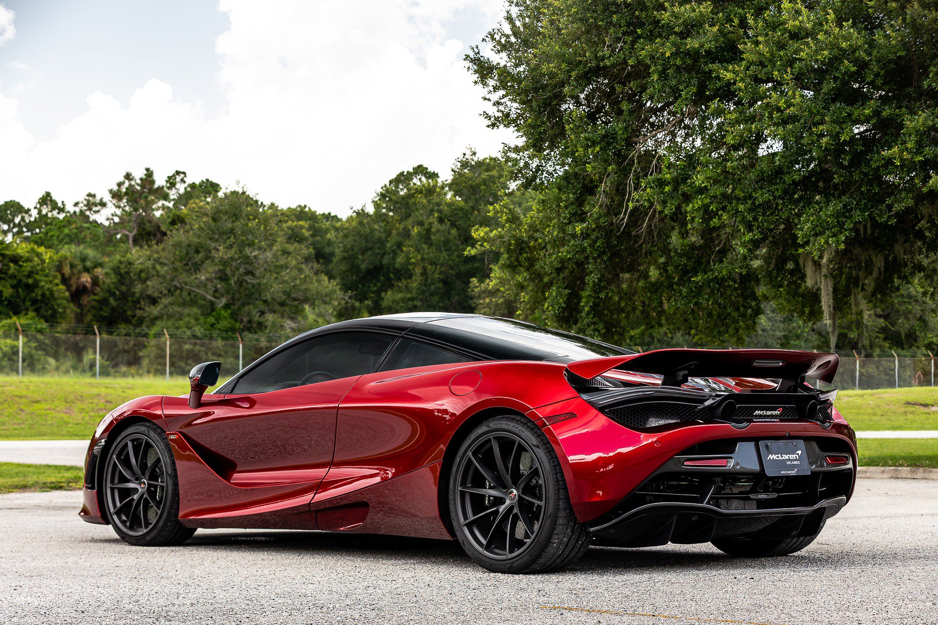 Used 2018 McLaren 720S Luxury photo 28