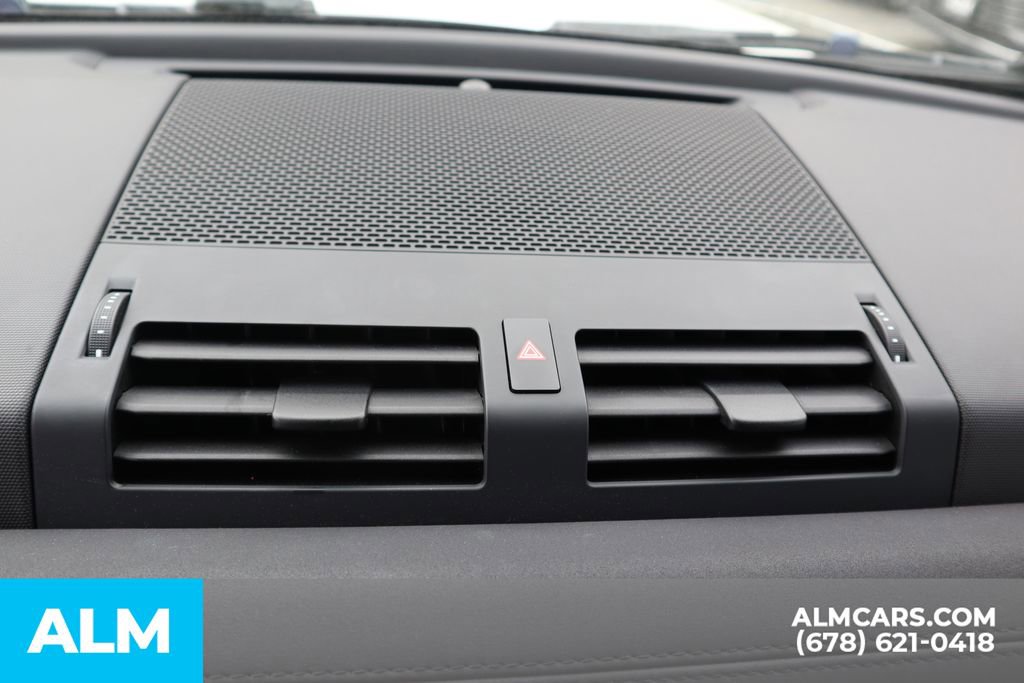 2023 Land Rover Defender 110 S