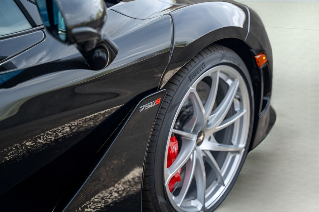 New 2026 McLaren 750S photo 22