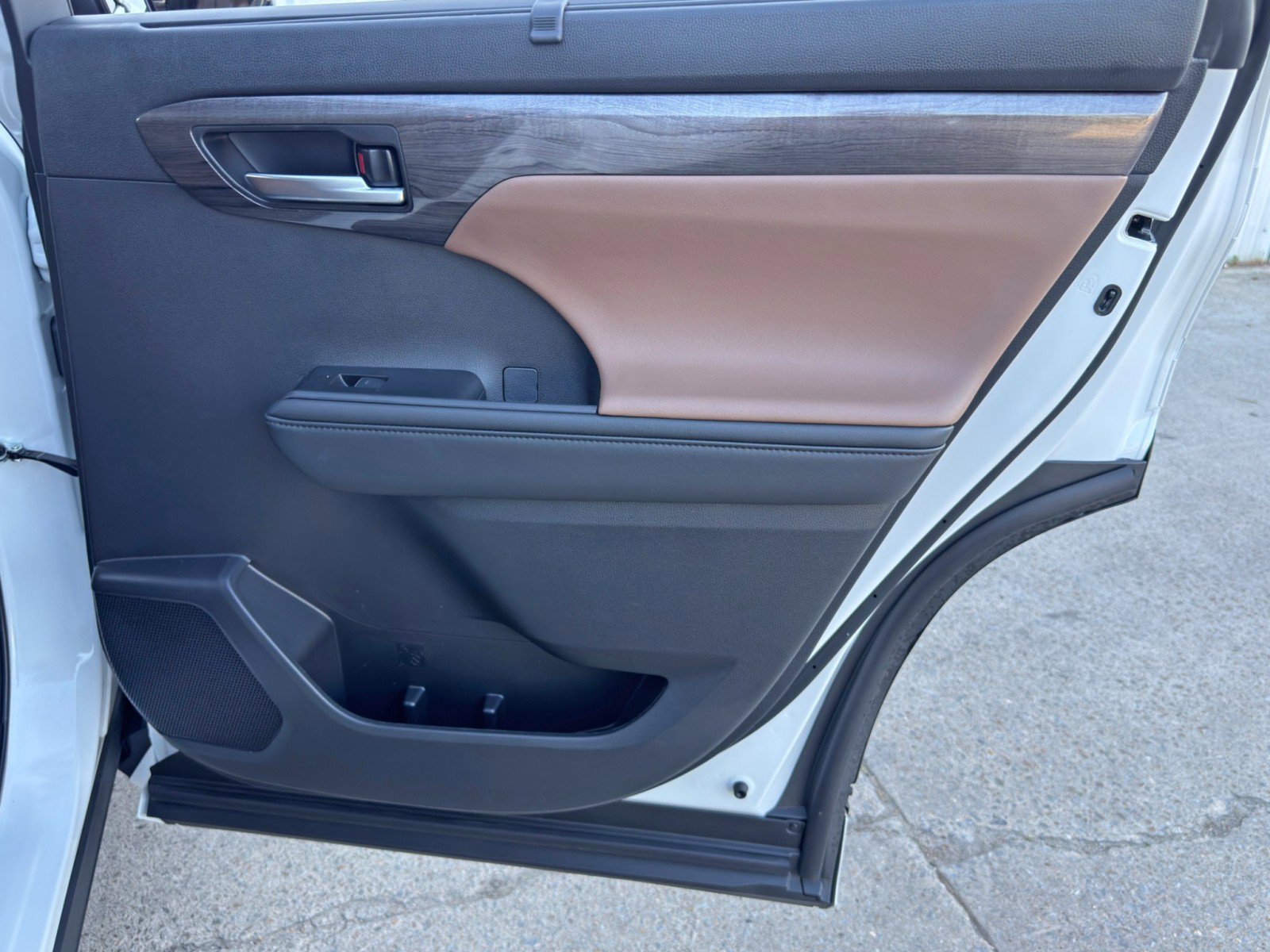 2025 Toyota Highlander Limited