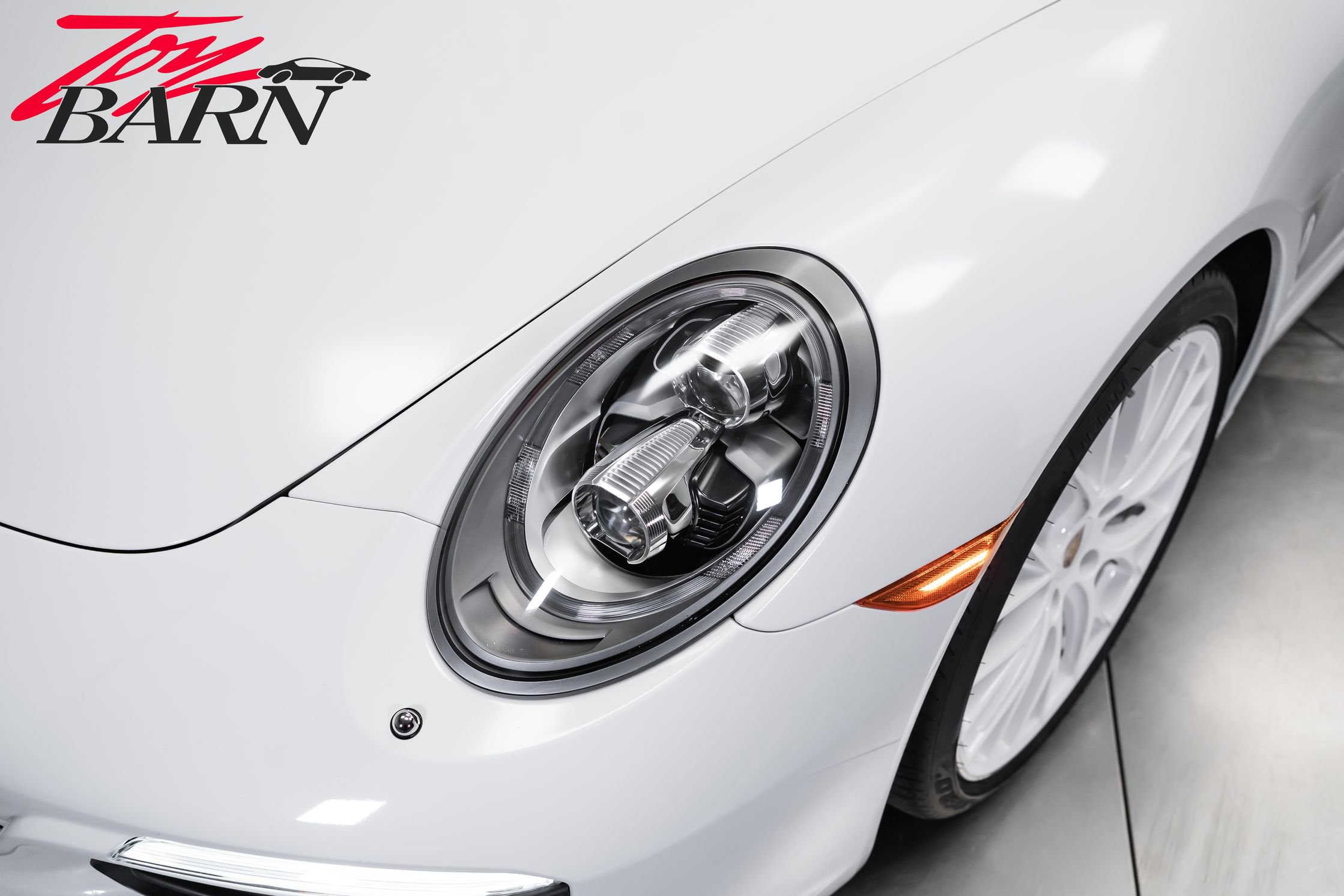 2017 Porsche 911 Carrera