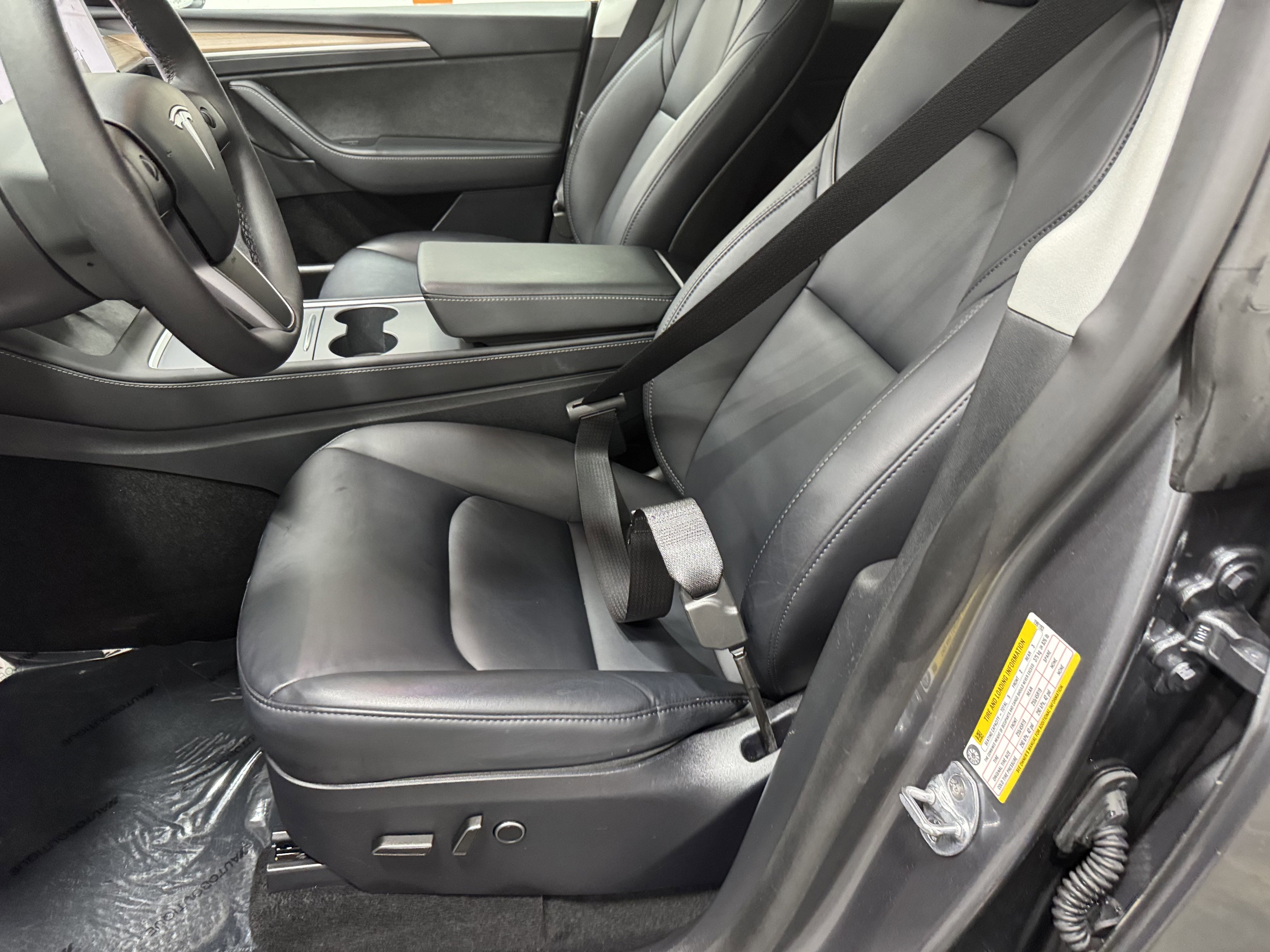 2024 Tesla Model Y Long Range