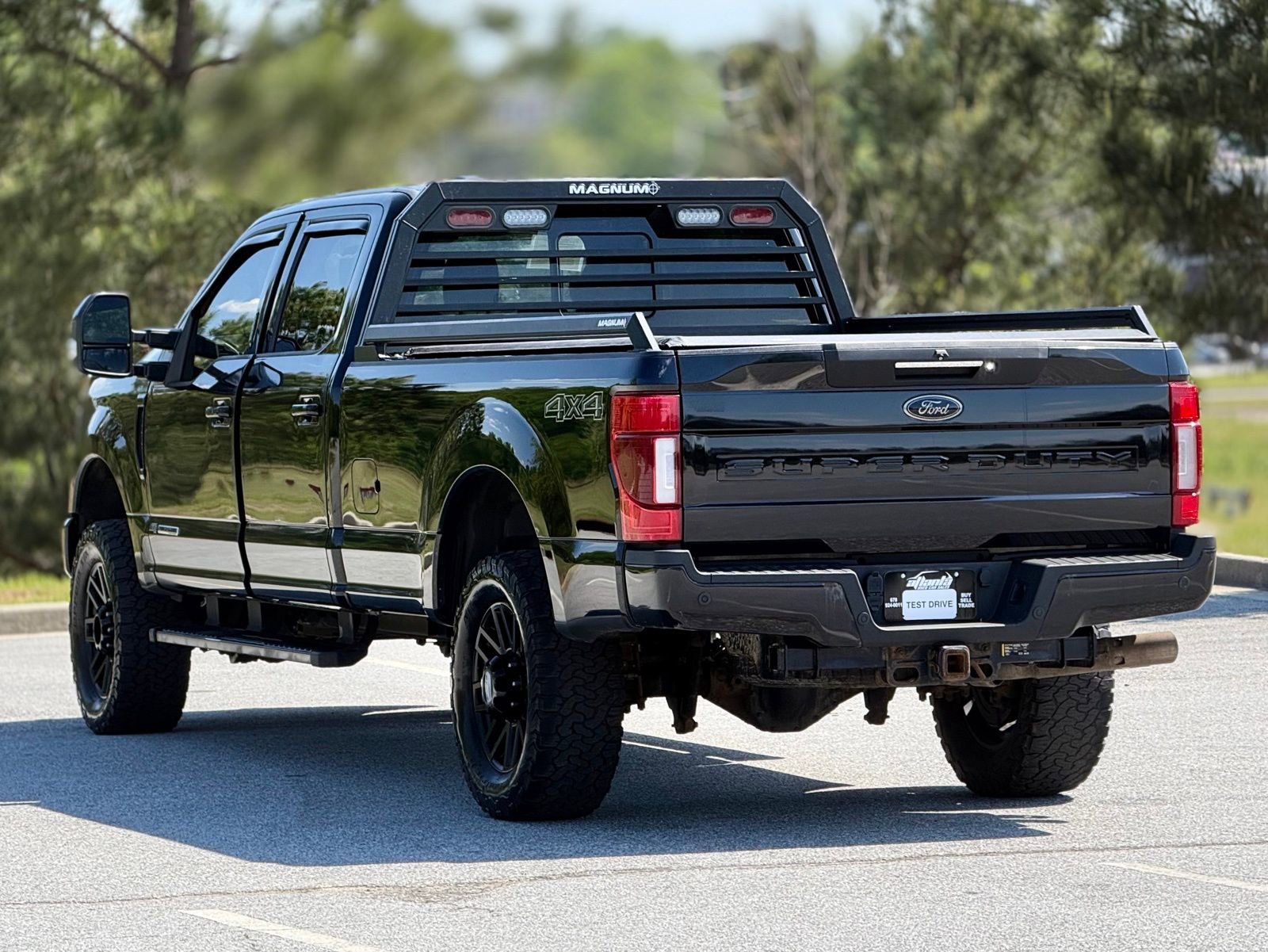 2022 Ford F350 Lariat