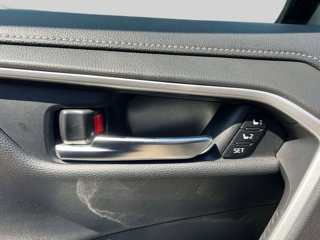 2020 Toyota RAV4 Limited