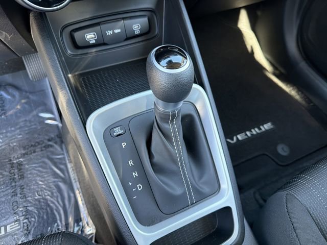 2024 Hyundai Venue SE