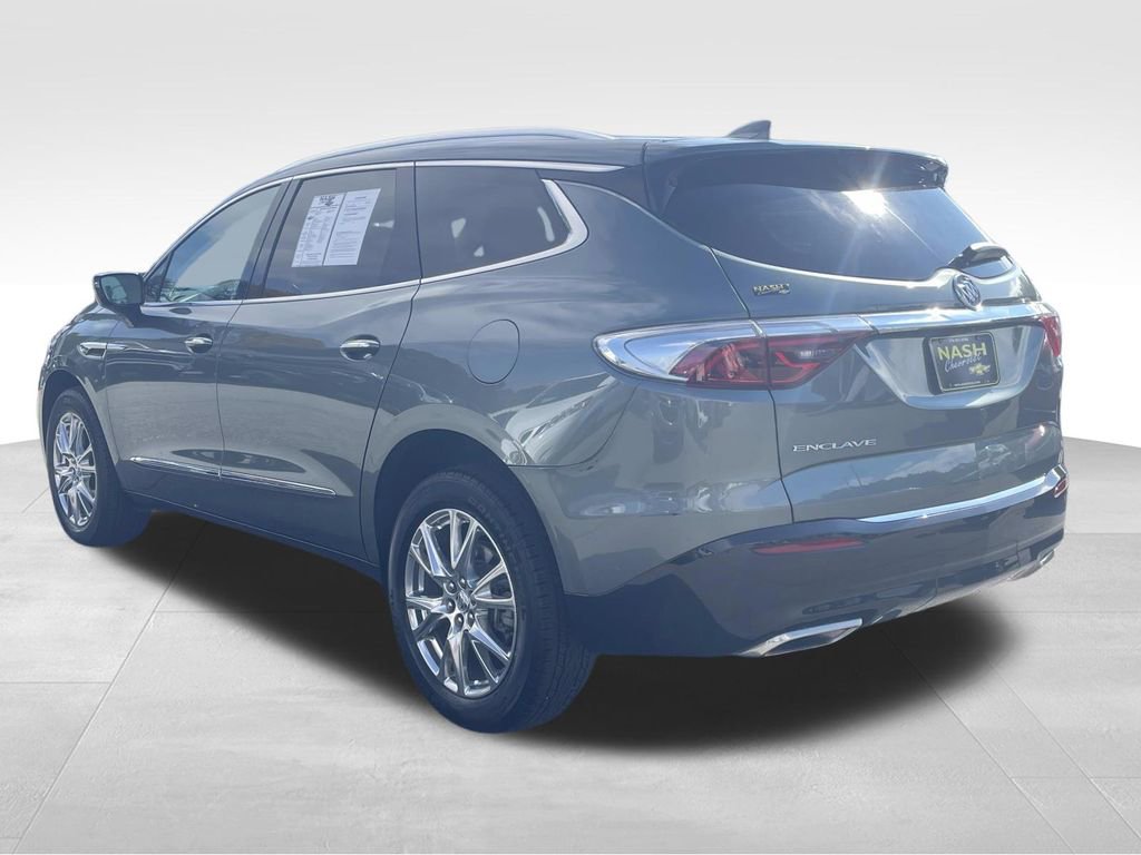 2023 Buick Enclave Essence