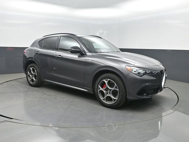 2024 Alfa Romeo Stelvio Ti