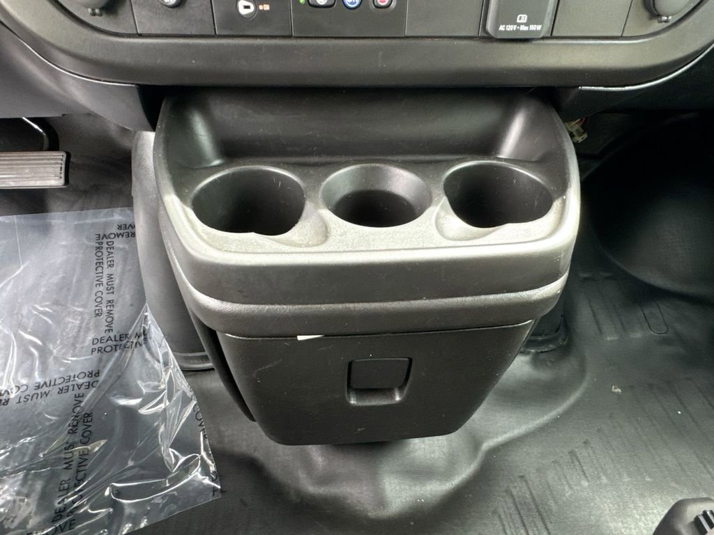 2024 GMC Savana 2500