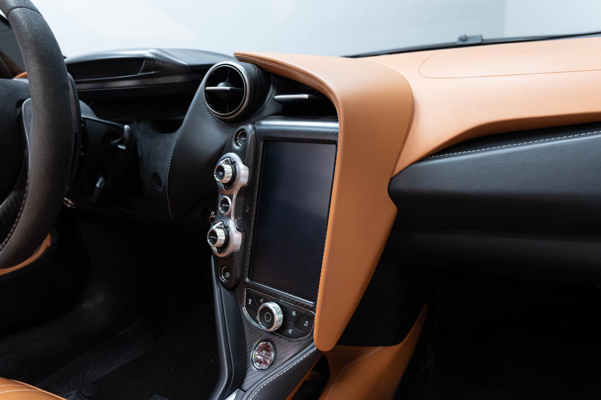 Used 2020 McLaren 720S Luxury photo 36