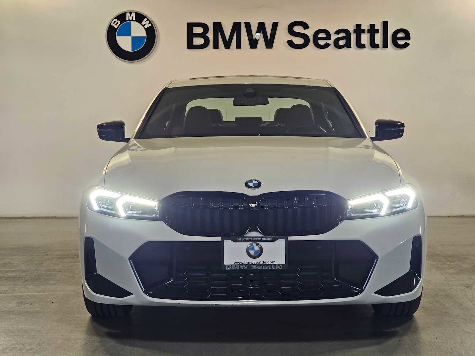 2025 BMW 330i xDrive Sedan