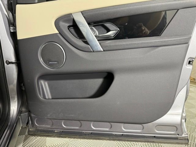 2025 Land Rover Discovery Sport S