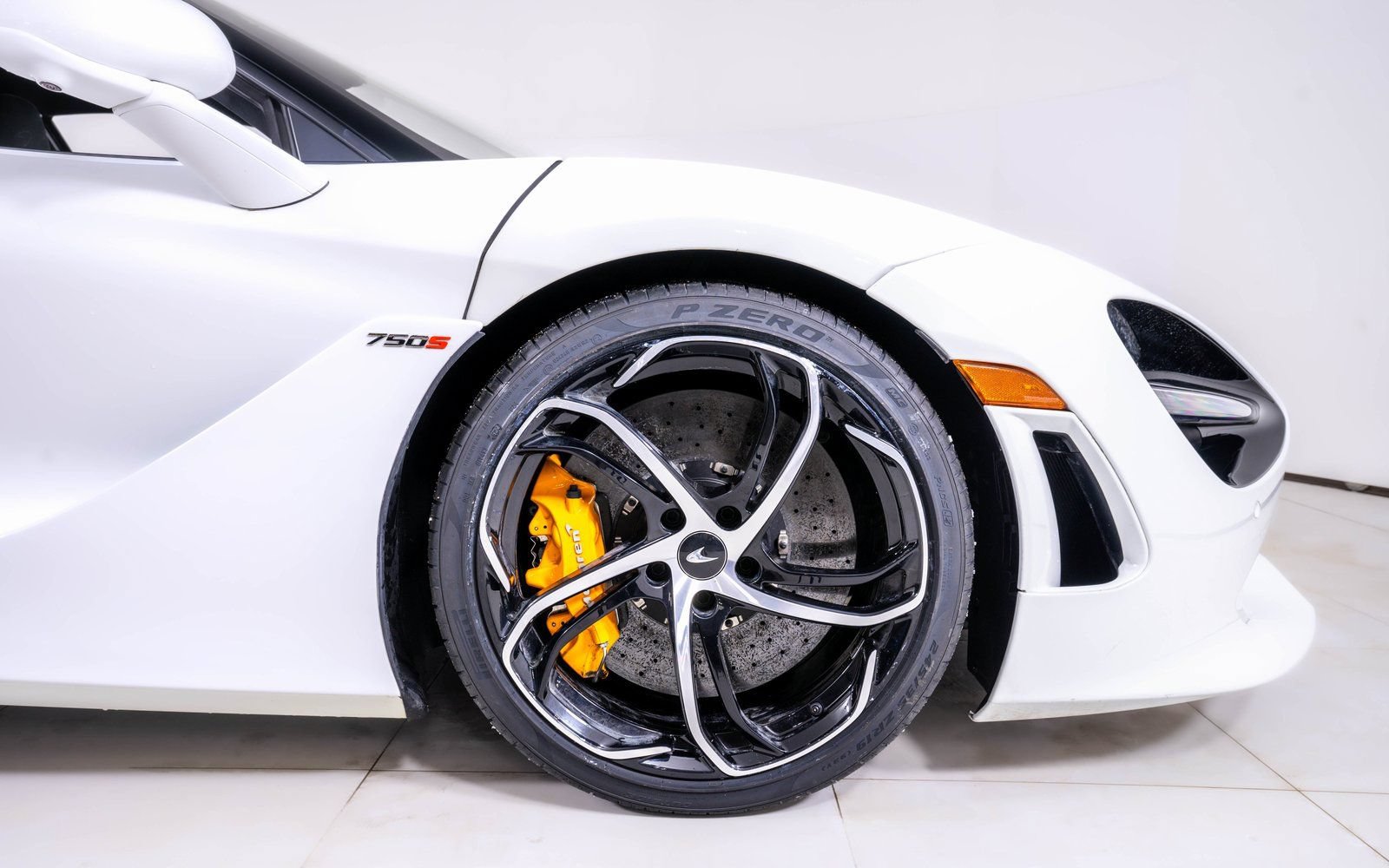 Used 2025 McLaren 750S photo 15