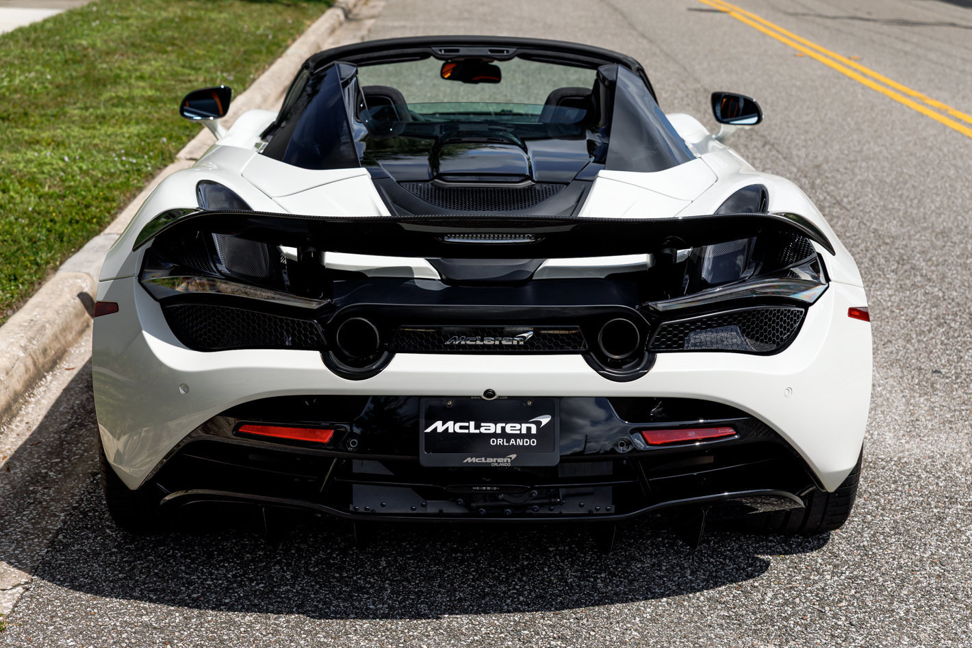 Used 2020 McLaren 720S Performance photo 13