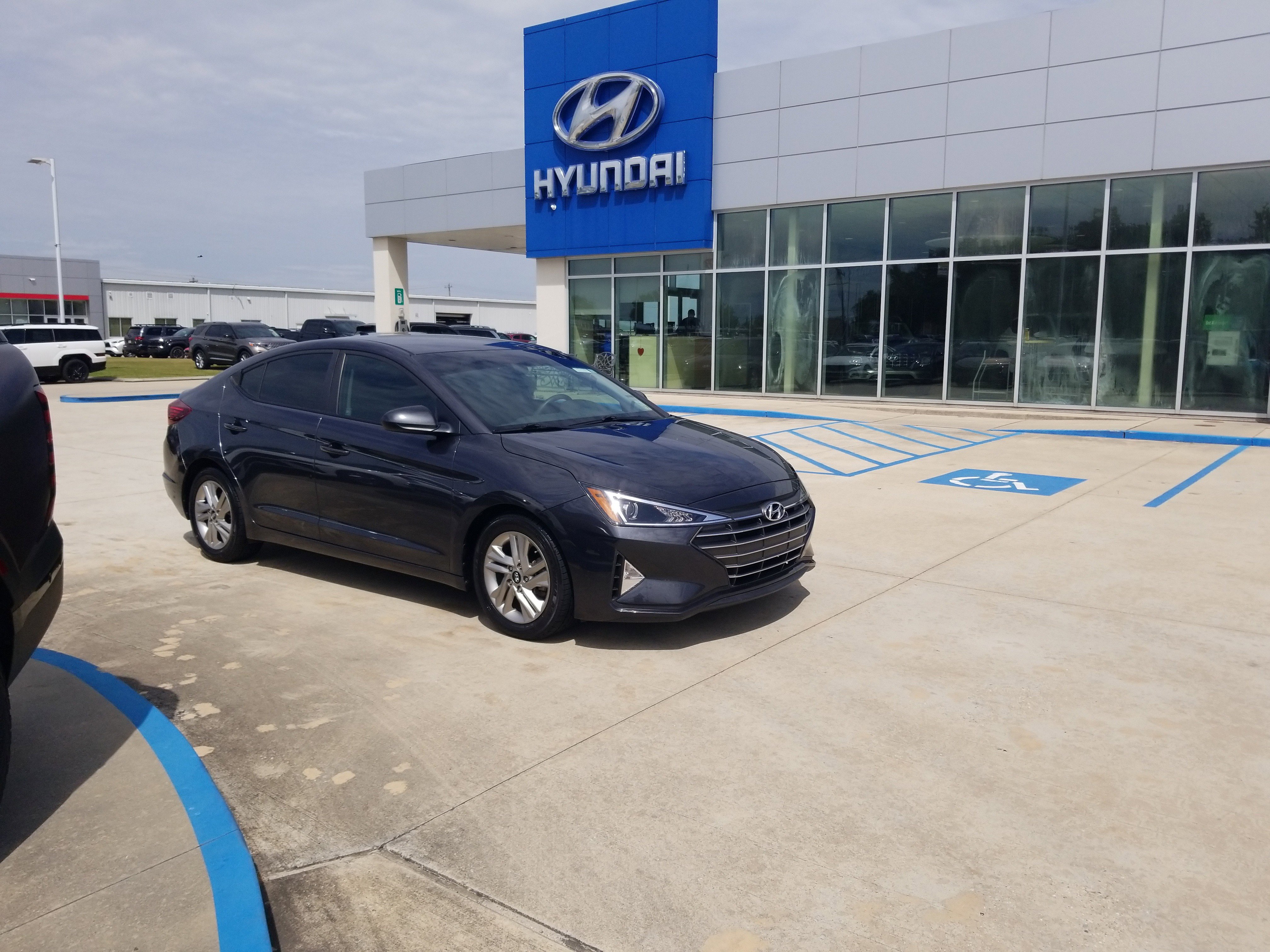 Used 2020 Hyundai Elantra SEL w/ Cargo Package (C1)